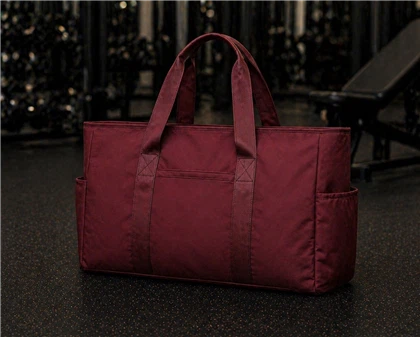 Borsa tote con nucleo cremisi