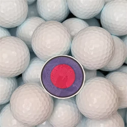 Trova un'icona simile Pallina da golf con logo personalizzato all'ingrosso Pallina da golf esplosiva per pratica di allenamento a doppio strato da 42 mm per attività sportive